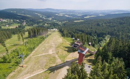 Rozhledna a bikepark Zadov