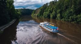 🚢 Objevte krásy Vltavy z paluby lodi!
Chcete zažít Vltavu z…