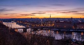 Praha, ta se nikdy neokouká 😍
#rekavltava #strednicechy …
