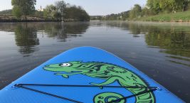 S paddleboardem na Vltavu