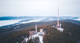 Na Kleti byl instalován zvon